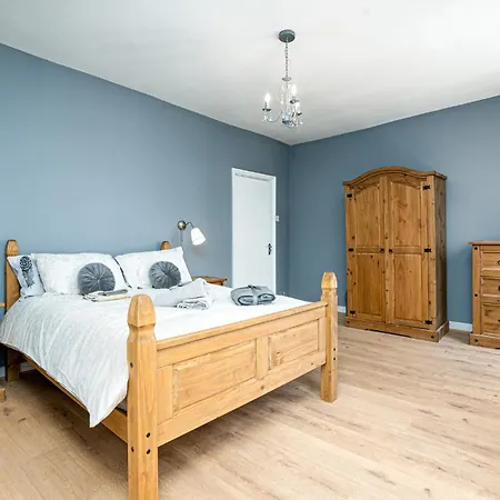 Hotel Beautiful House New Refurbished
